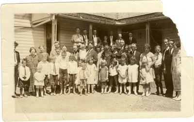 Bowles family on the old home place, 1920s, Taylor County, Texas