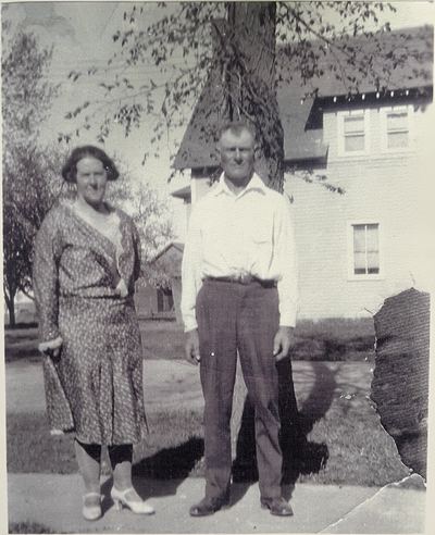 Benjamin and Edna (Orsborn) Peters, 1924